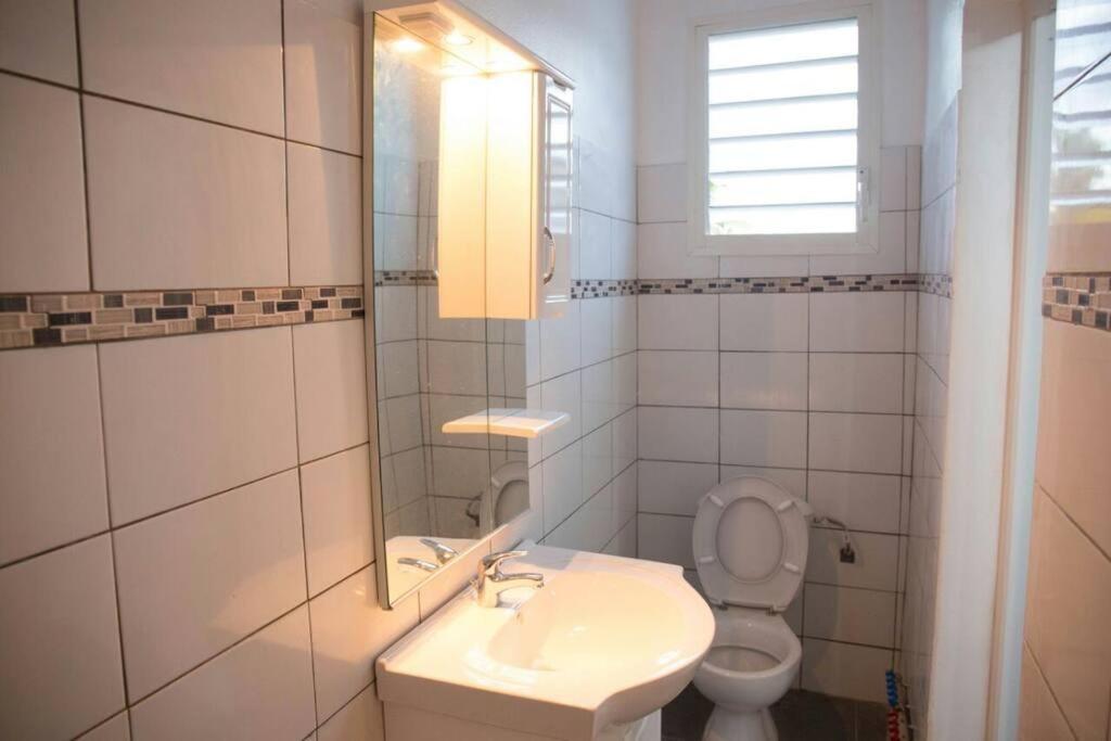 Bungalow Tafial Vue Sur Mer Sainte-Anne  Ngoại thất bức ảnh